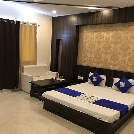 Hotel City Palace Ujjain Luaran gambar