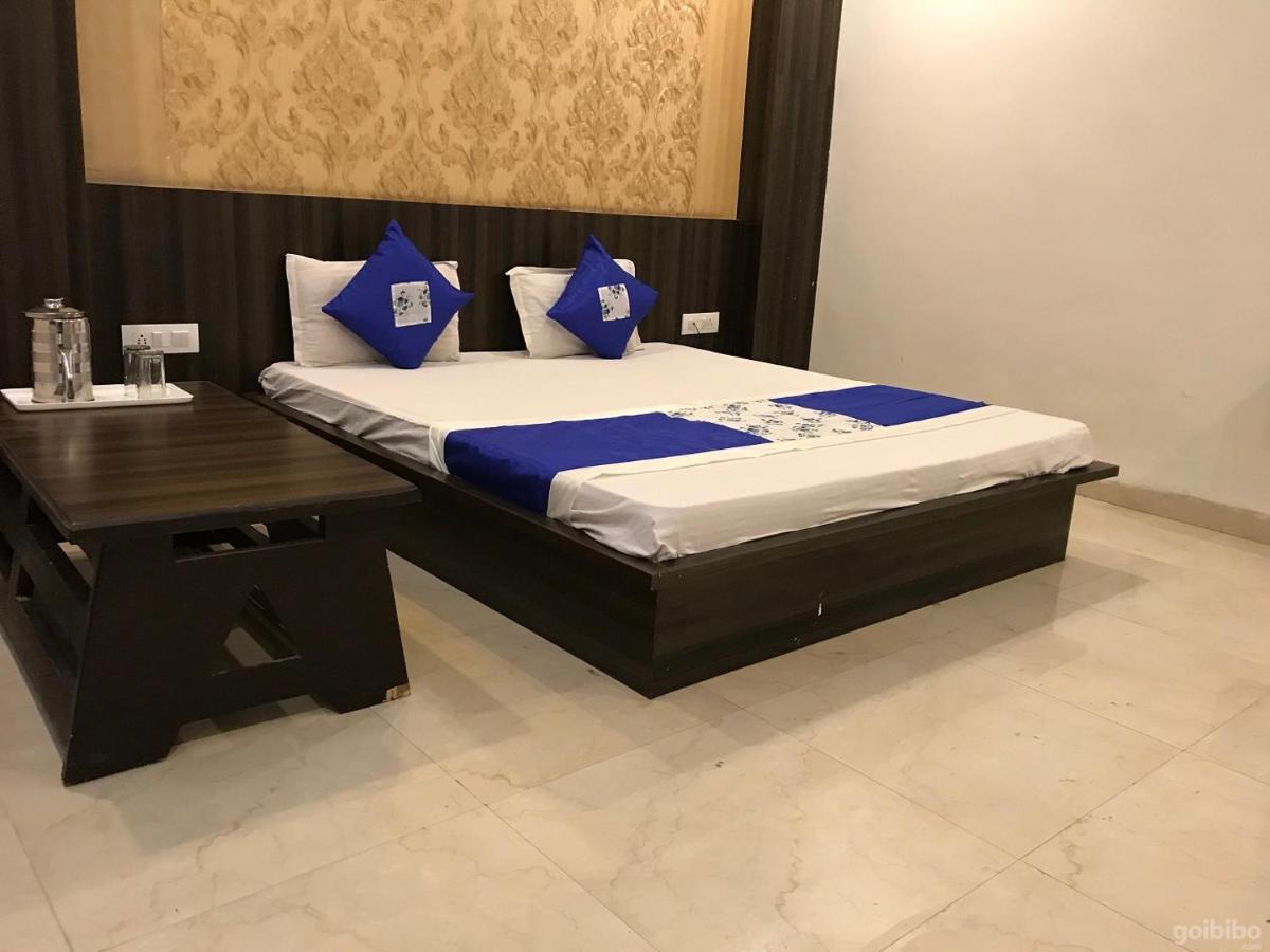 Hotel City Palace Ujjain Luaran gambar