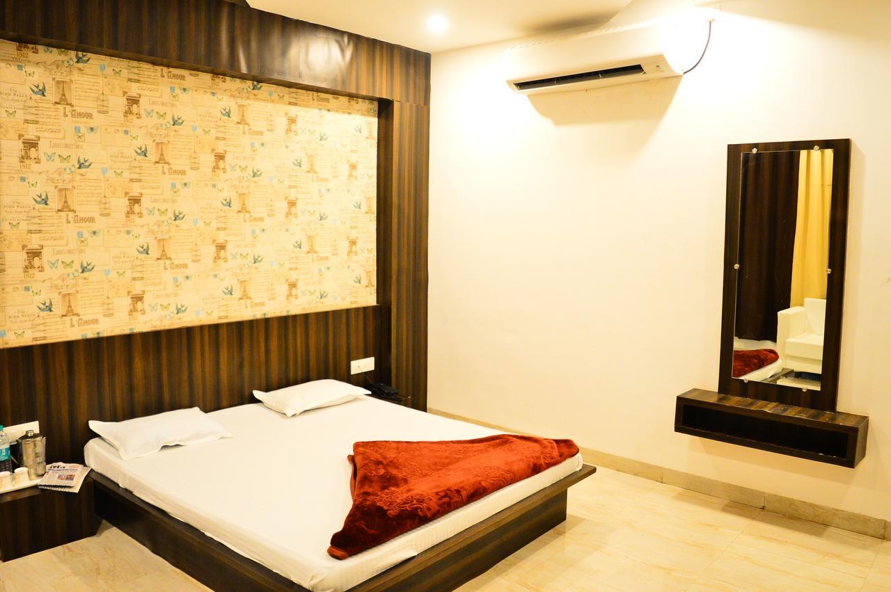 Hotel City Palace Ujjain Luaran gambar