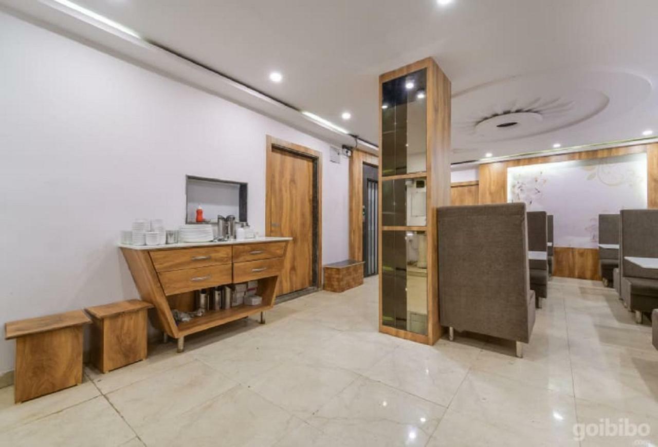 Hotel City Palace Ujjain Luaran gambar